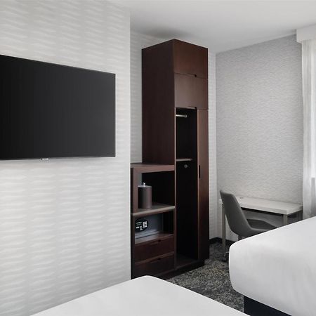 Doubletree By Hilton Long Island City, Ny New York Bagian luar foto
