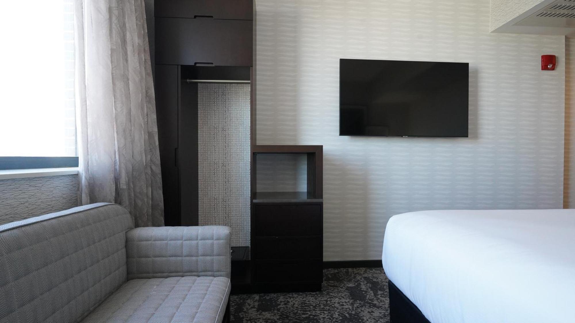 Doubletree By Hilton Long Island City, Ny New York Bagian luar foto