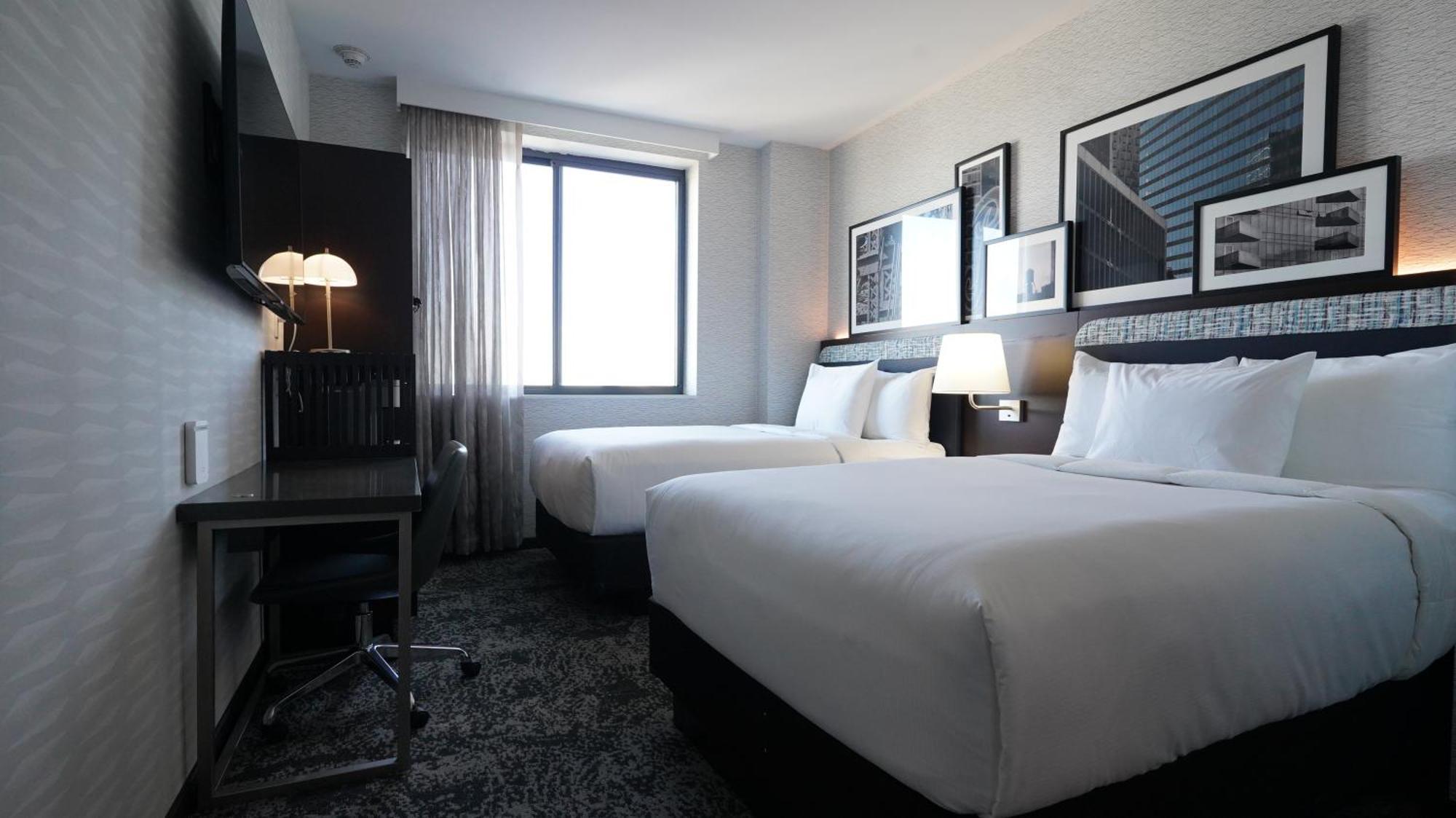 Doubletree By Hilton Long Island City, Ny New York Bagian luar foto