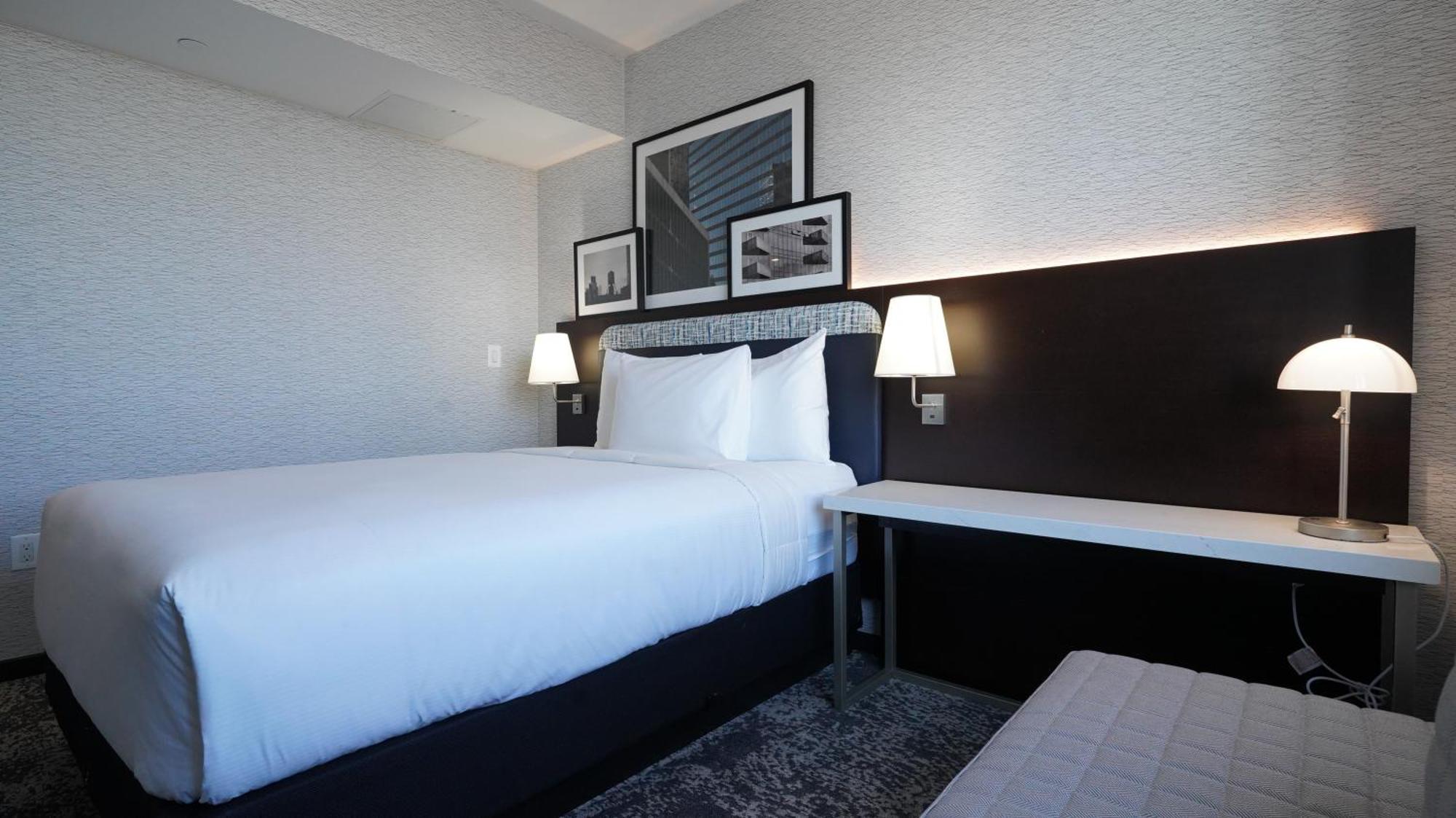Doubletree By Hilton Long Island City, Ny New York Bagian luar foto