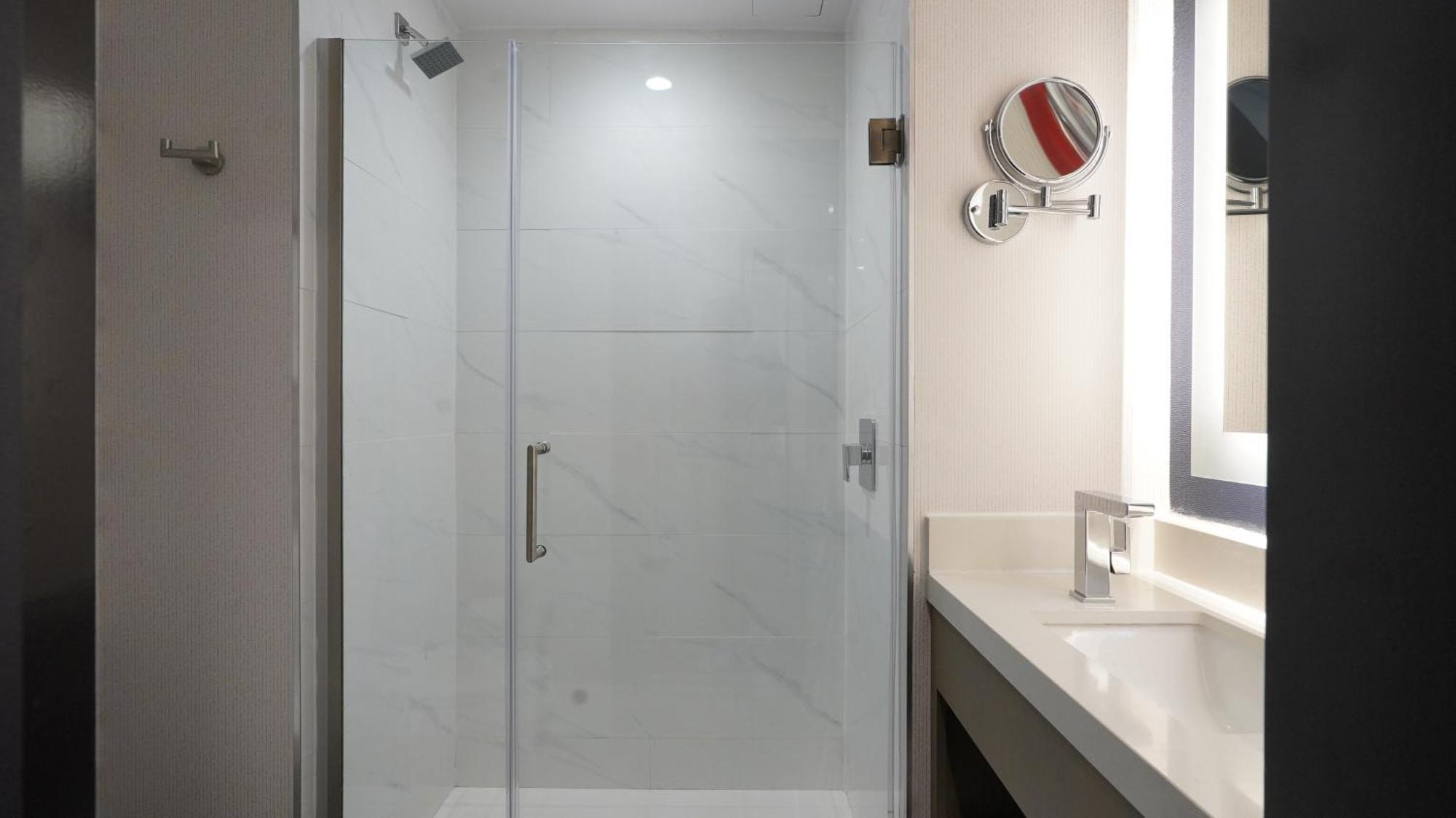 Doubletree By Hilton Long Island City, Ny New York Bagian luar foto